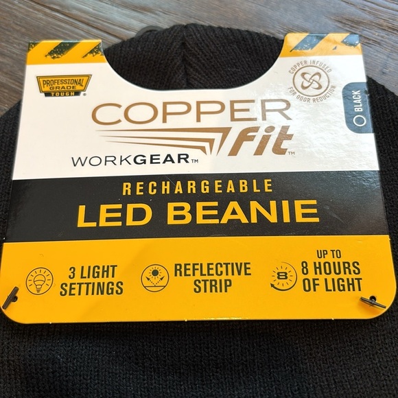 Copper Fit Workgear Rechargeable LED Beanie, 3 light settings,reflective strip - Picture 2 of 8